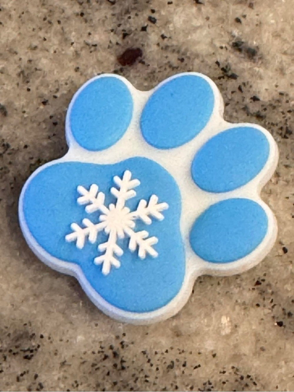 CROCS Blue and White Paw Snowflake Charm